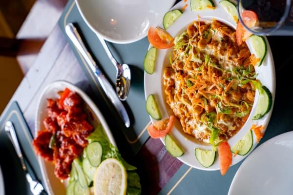 Enjoy the India Food in The One Indian Restaurant