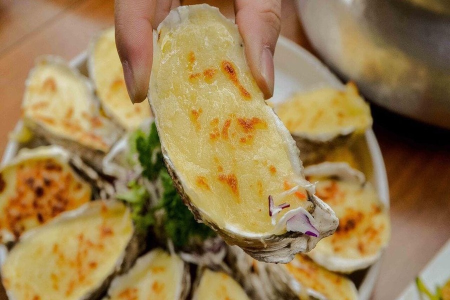 what to eat in halong - things to do and see in halong