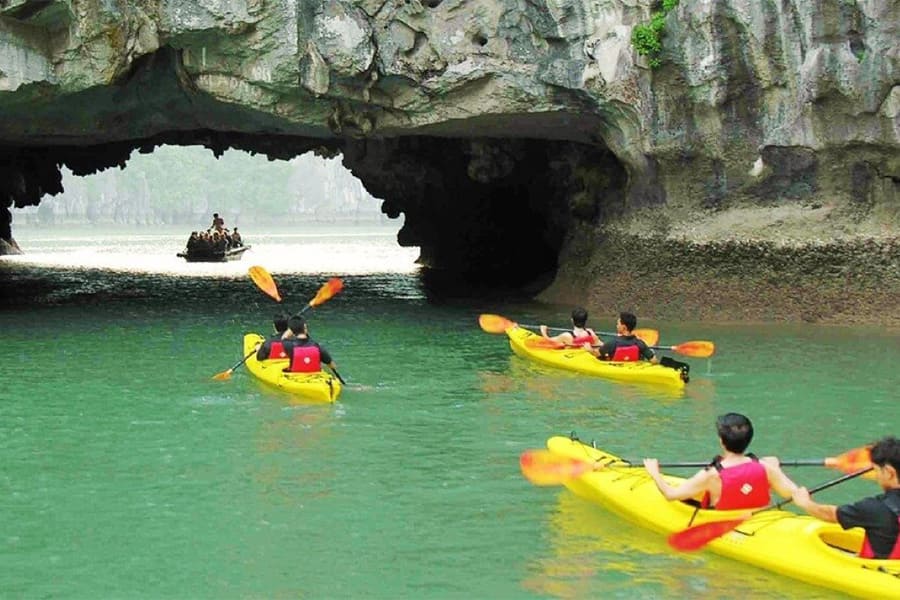 Lan Ha Bay - halong trips