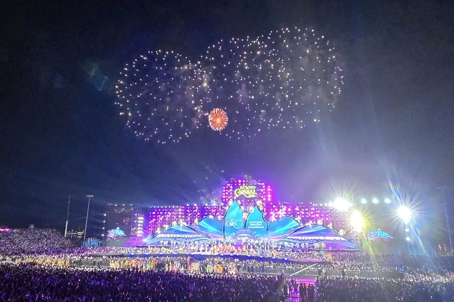 Sun Carnival Square firework